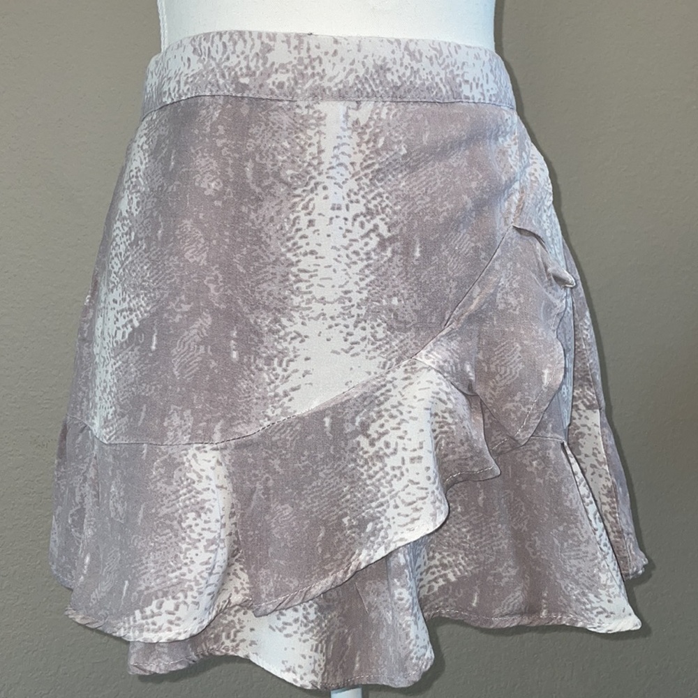 Taupe/White Mini Skirt